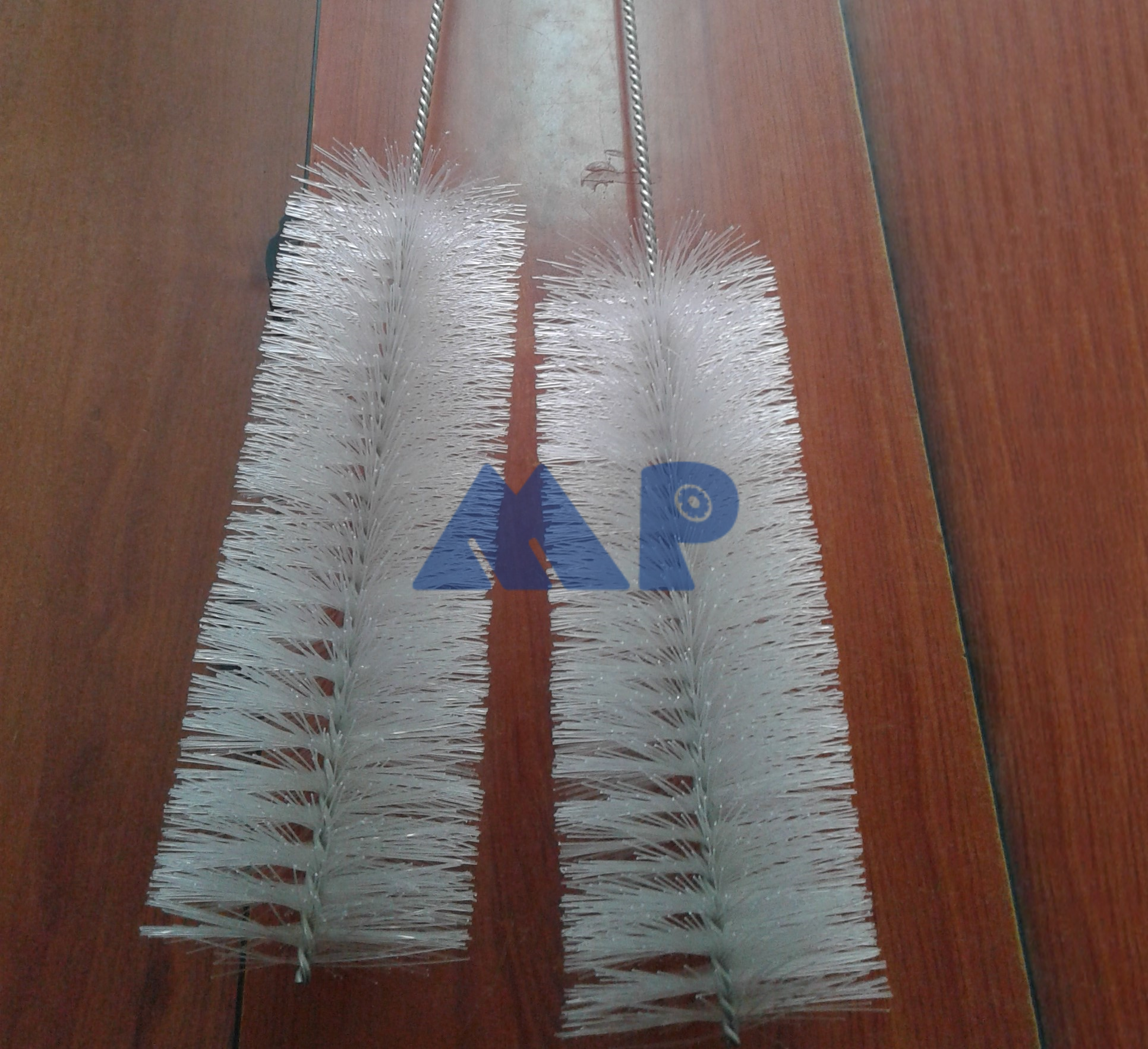 CEPILLOS ISOPOS o CHURRUSCOS LAVADO DE MANGUERAS Y TUBERIAS desarrollados por MetalPlastics SAS